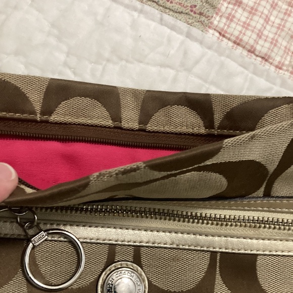 Coach Crossbody Handbag / Purse (K1076-F14869) - Picture 4 of 6